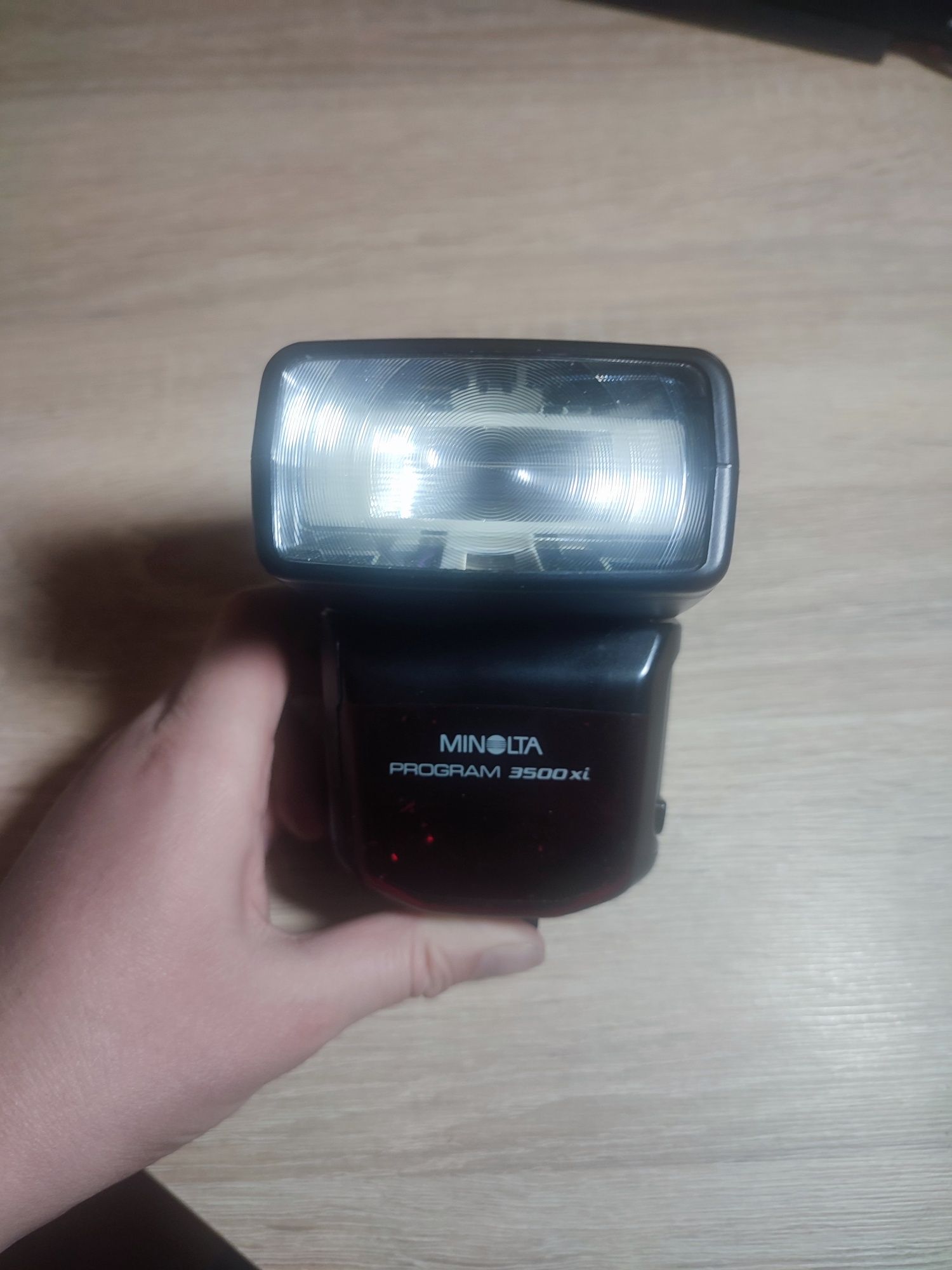Lampa błyskowa program Minolta 3500 xi