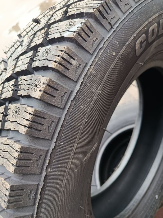 Шини 225 70 15 с нові