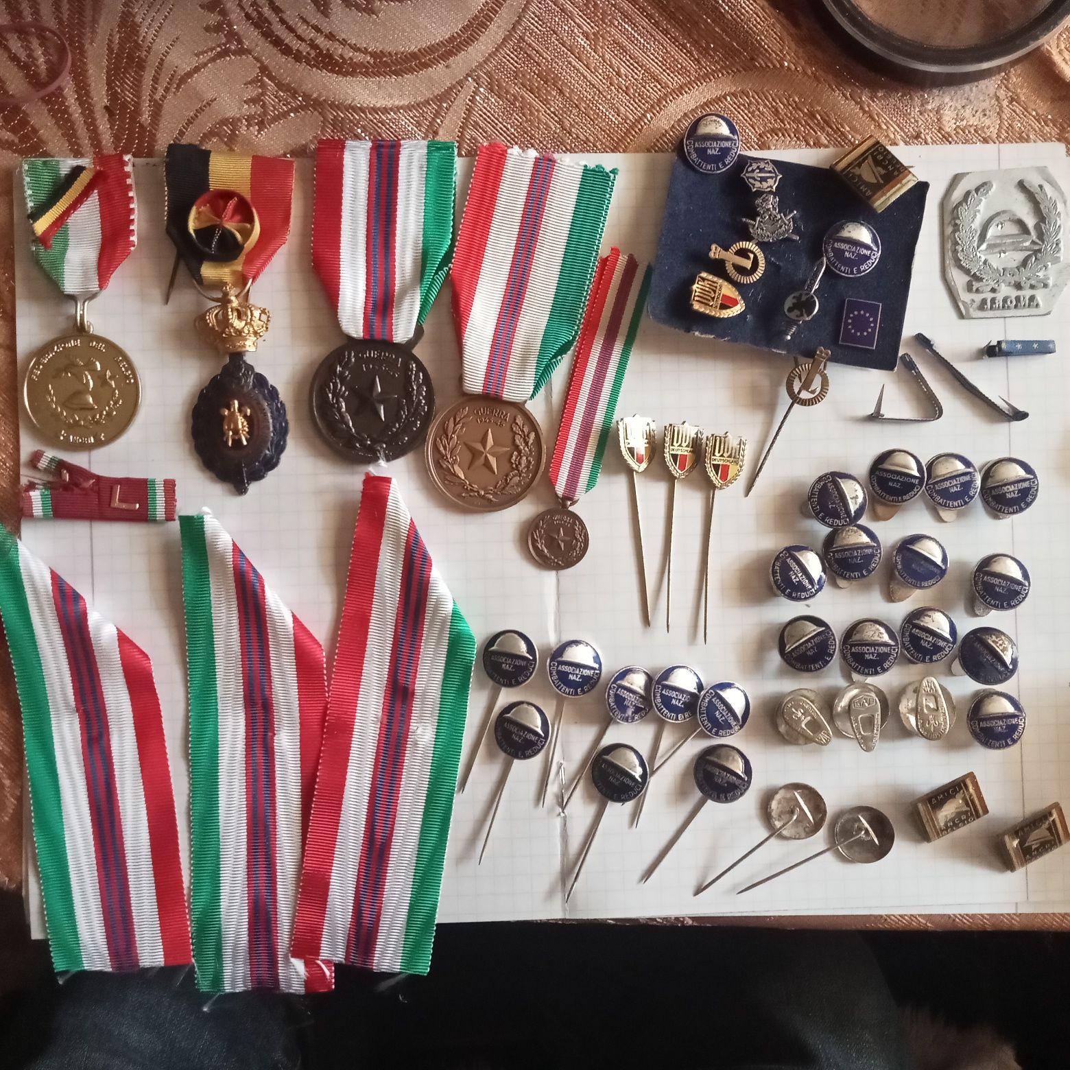 Stare Wojskowe Odznaki Odznaczenia Medale Ordery wpinki i przypinki