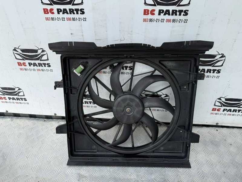 Диффузор радиатора Dodge Durango 3.6 2018 (б/у) 55037992AD