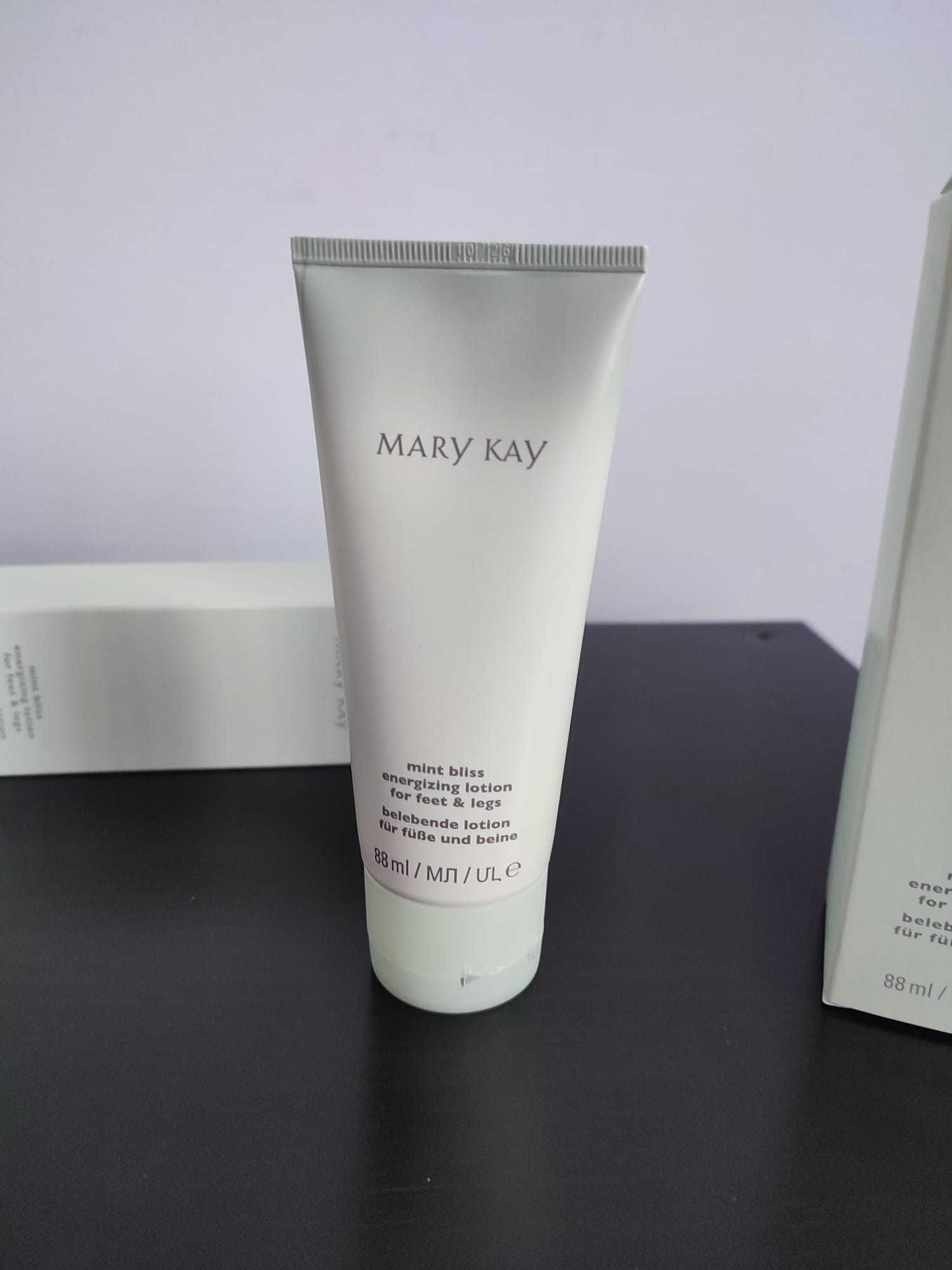 Creme para pés e perna Cansadas (Menta Refrescante) - Mary Kay