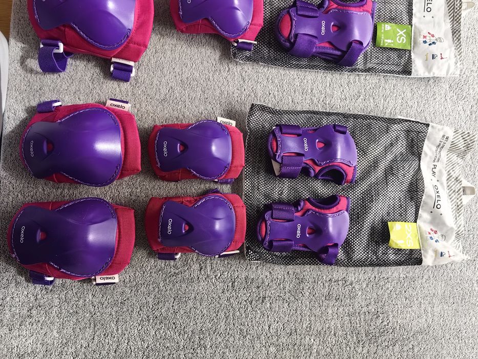 Zestaw rolki 26-28 ochraniacze 2xs oxelo i kask Kross XS różowe