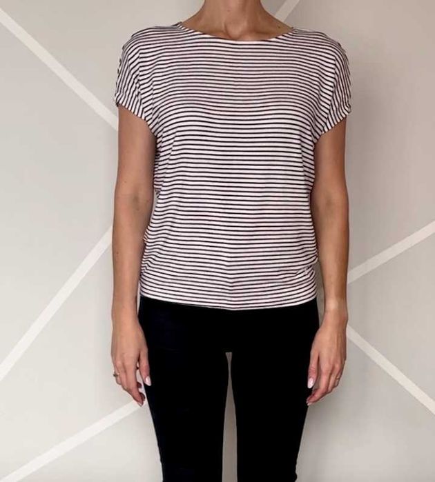 T-shirt by Ewa Minge rozm. M