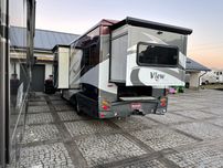 Sprinter nie tylko na drodze. Król szos i kempingów do wynajecia.