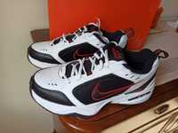 (r. 41) Nike Air Monarch IV White Black 415445,-101