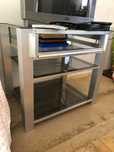 Mesa de TV, secretaria, aluminio.