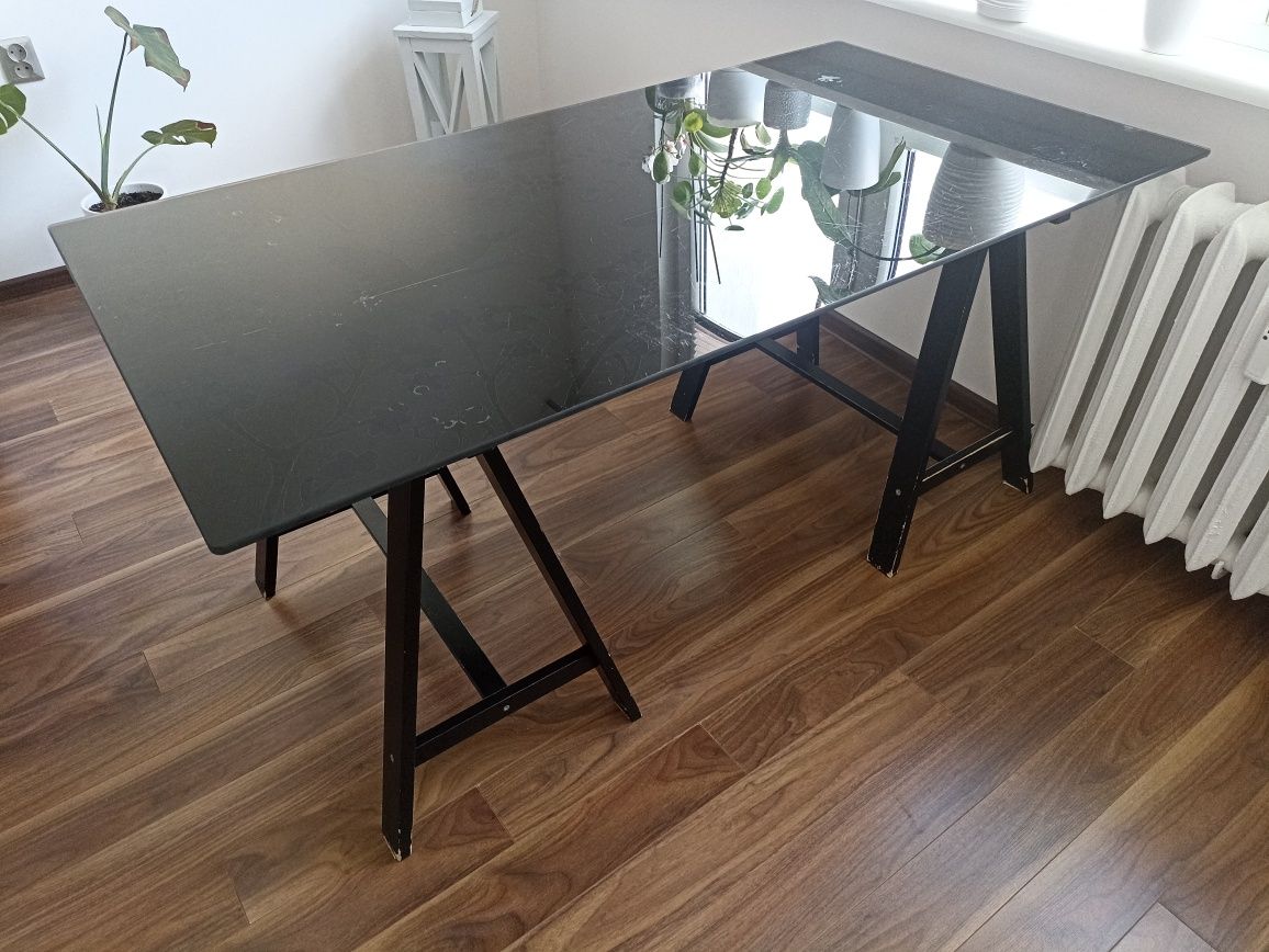 Czarny Stół+ 4 szare zamszowe fotele, krzesła IKEA