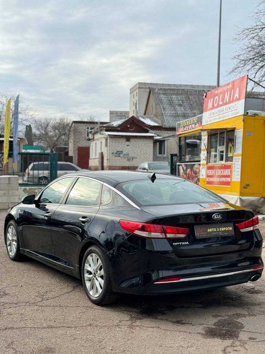 Автомобіль Kia Optima 2016