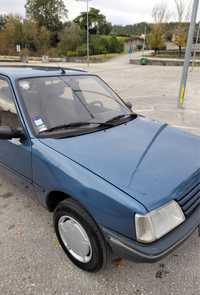 Peugeot 205 gr gasolina