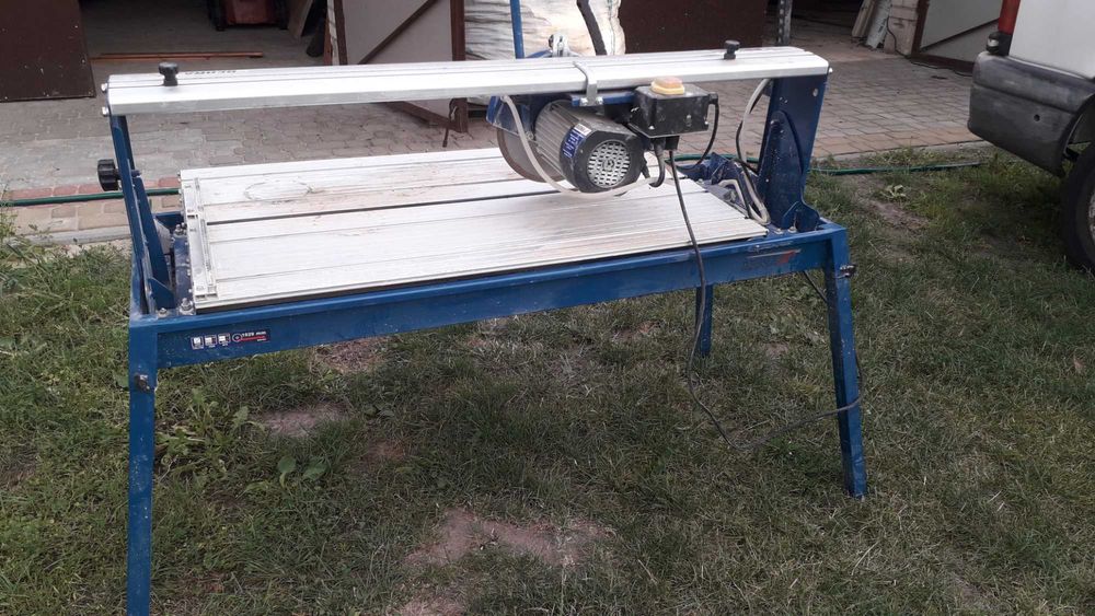 Przecinarka do glazury