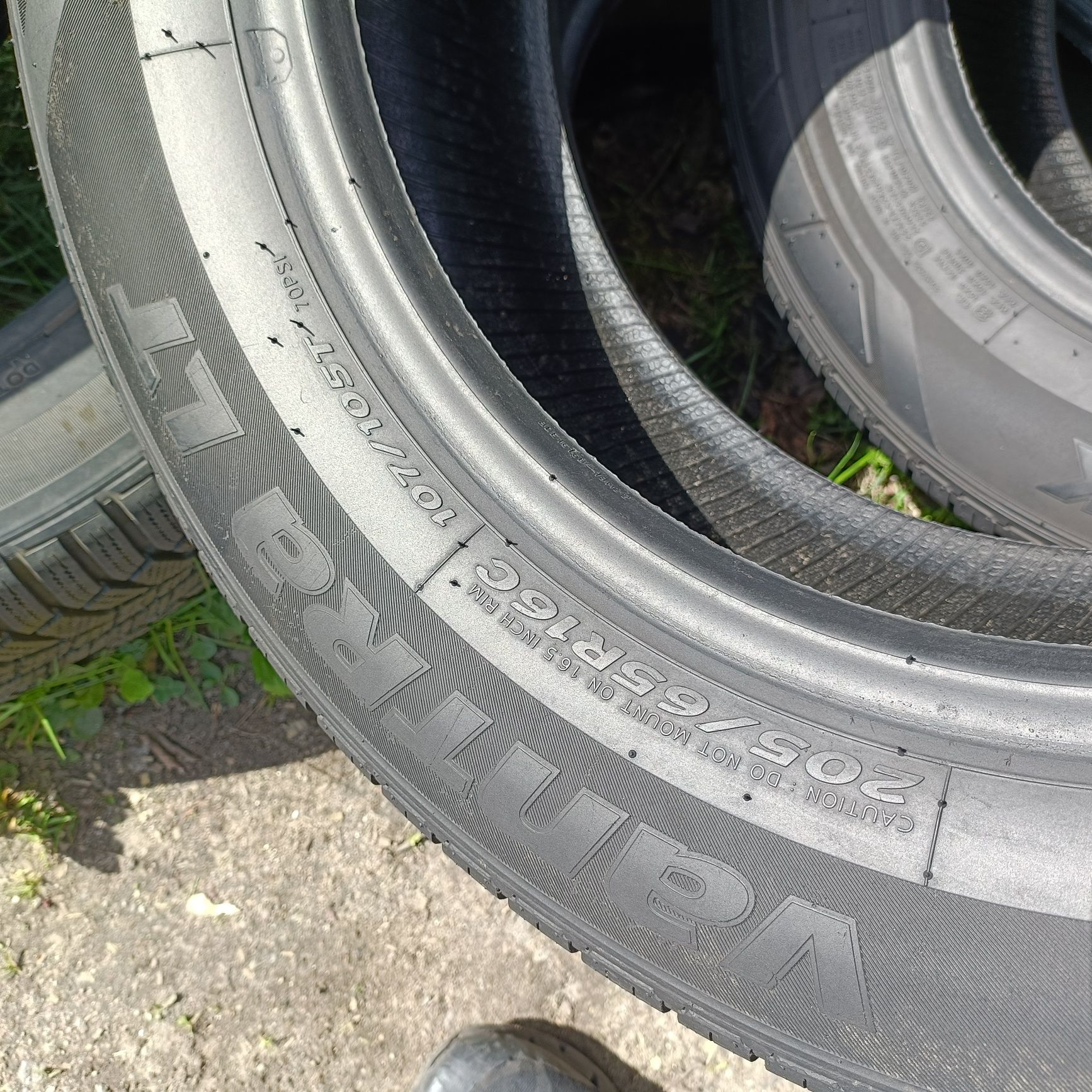 205/65r16C Hankook Vantra LT z 2021r 7mm