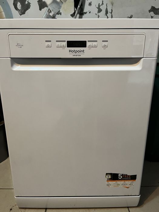 Maquina loiça Ariston Hotpoint