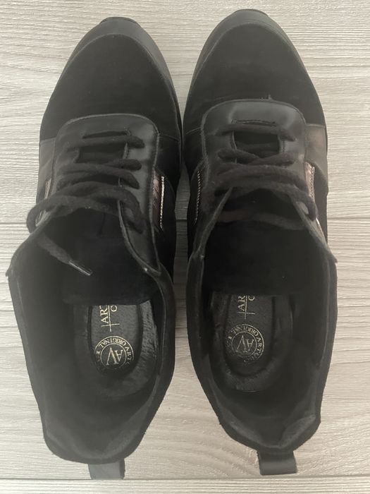 Buty wiązane ze skóry Arturo Vicci.