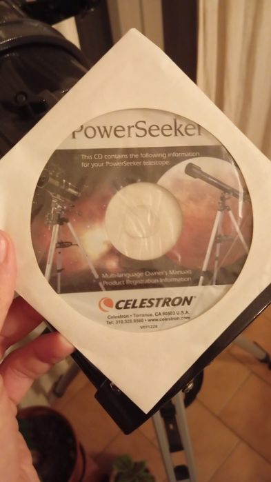Telescópio Powerseeker 127 EQ