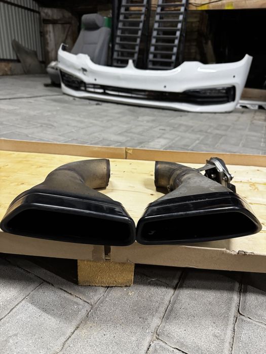 Насадки Bmw g30 вихлоп глушитель банка М