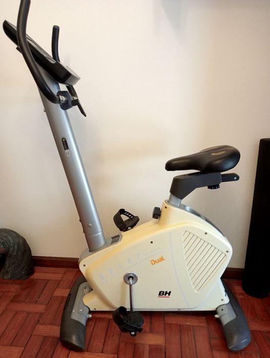 Bicicleta estática BH nexop