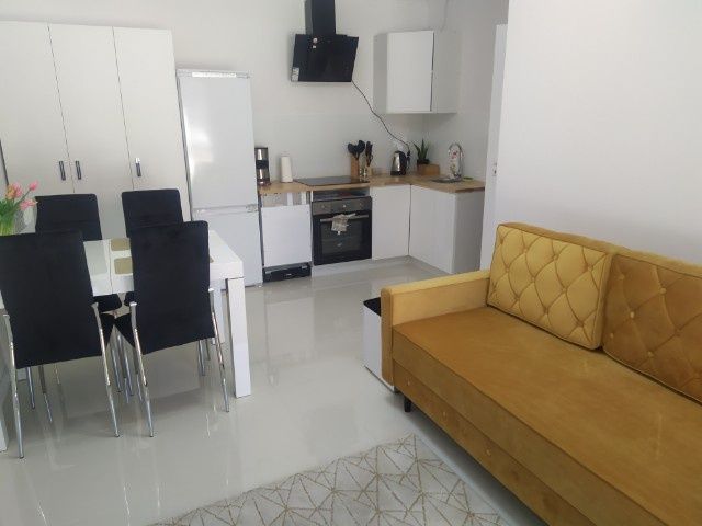 Apartament MILA - Golden i Blu Navy Kielce