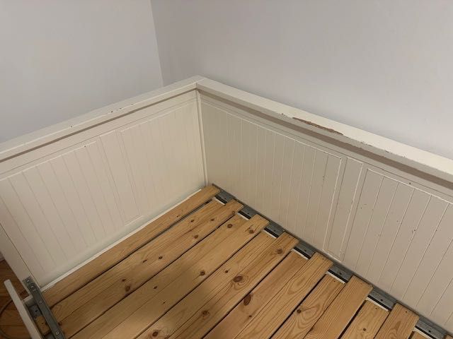 Cama IKEA corpo e meio com 3 gavetões