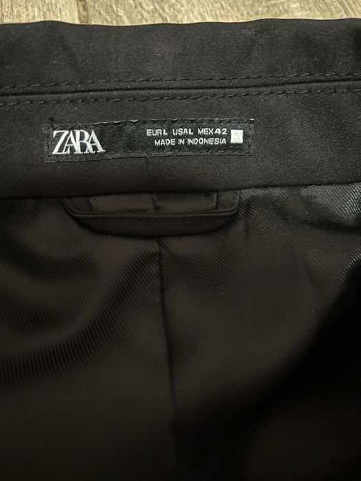 Чоловічий Тренч Zara