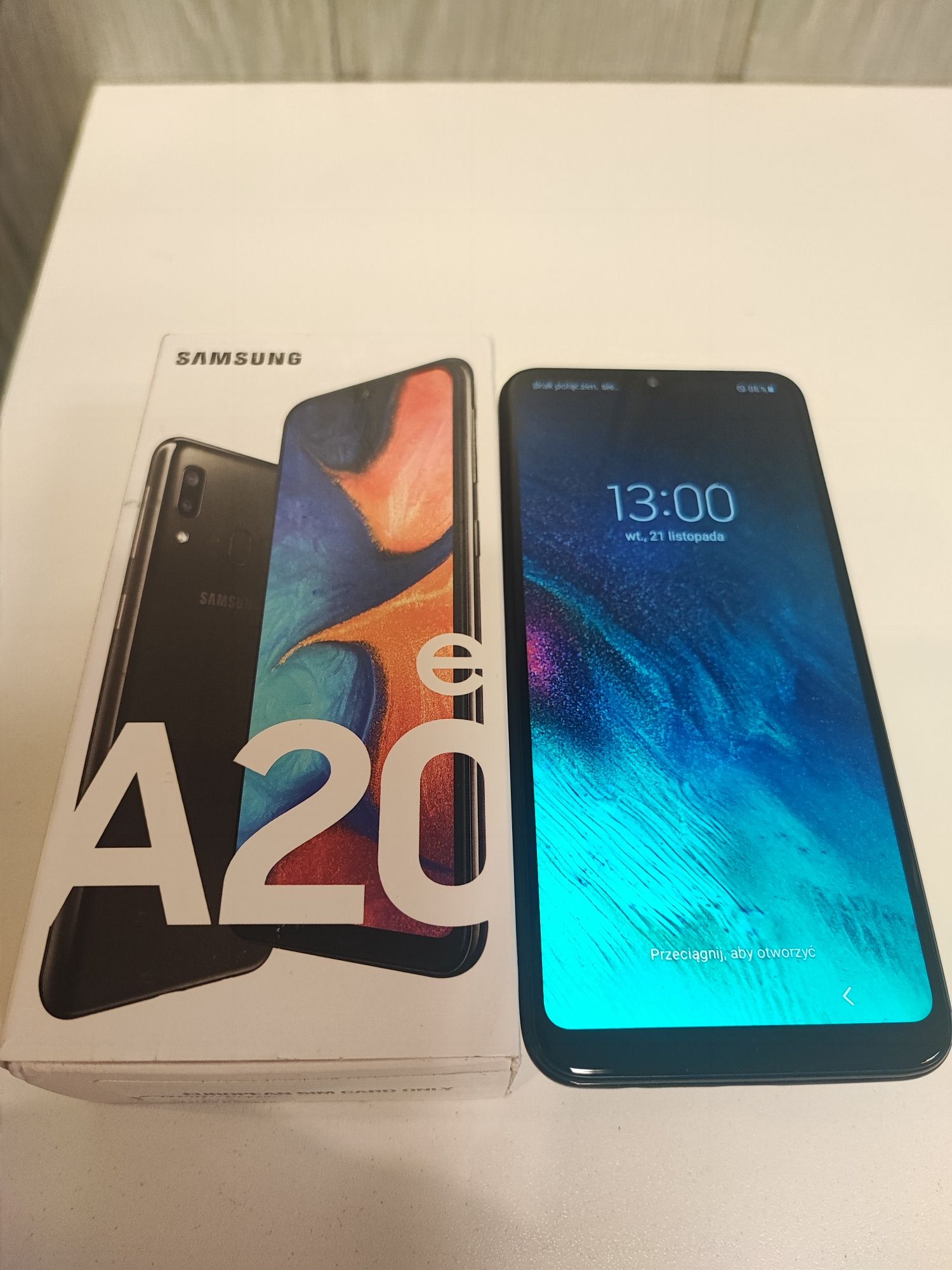 Samsung Galaxy A20e,idealny stan,komplet