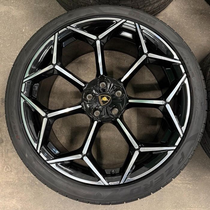 Jantes 23" Originais Lamborghini Urus Performante com pneus