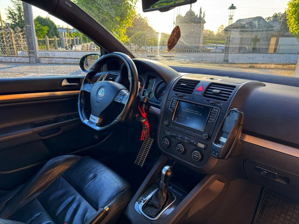 VW Golf V GTI 2.0 TFSI 200cv DSG - Desde 203€ Mês