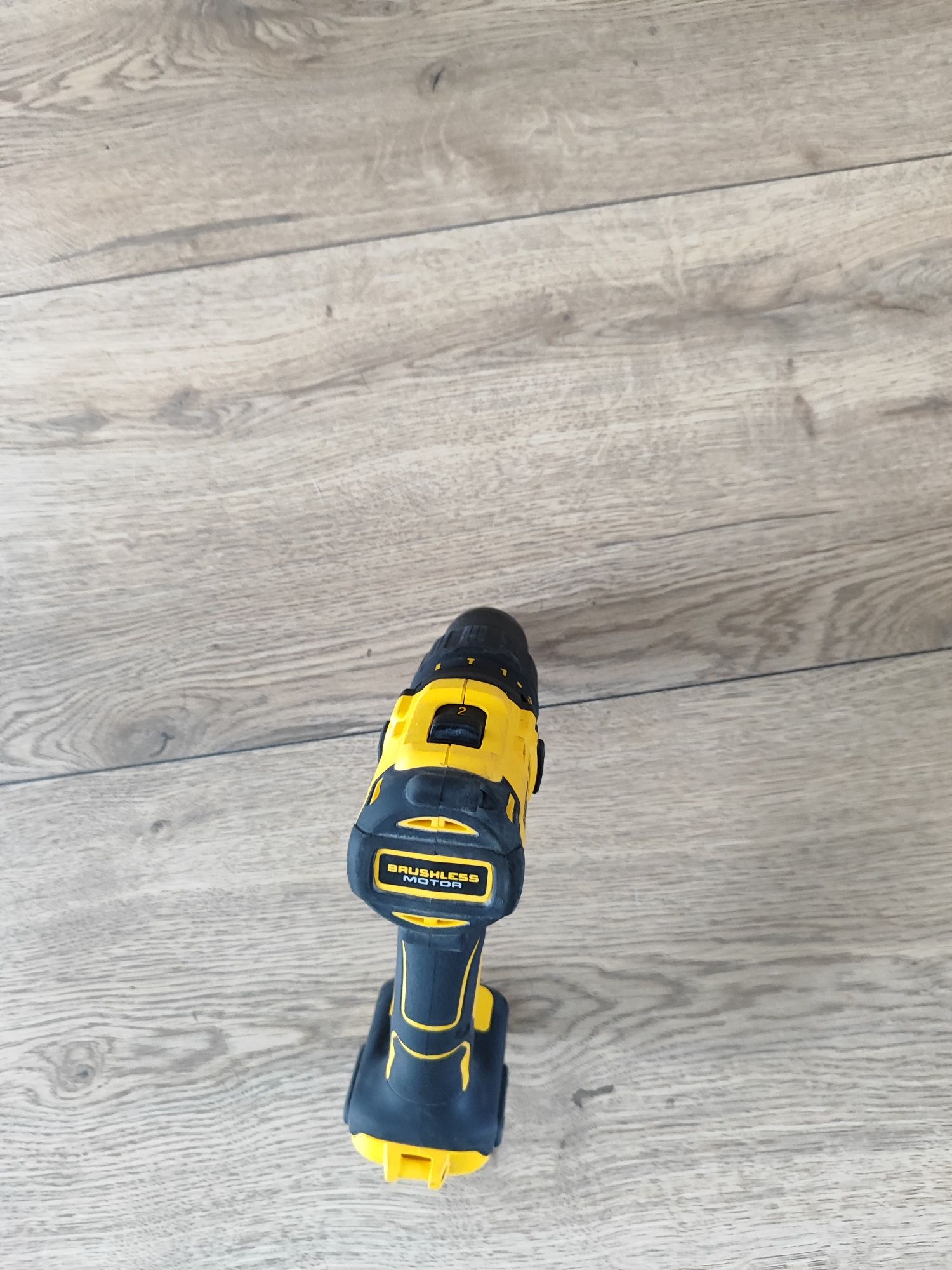 Bezszczotkowa wkrętarka udarowa DeWalt 18v, rok produkcji 2024