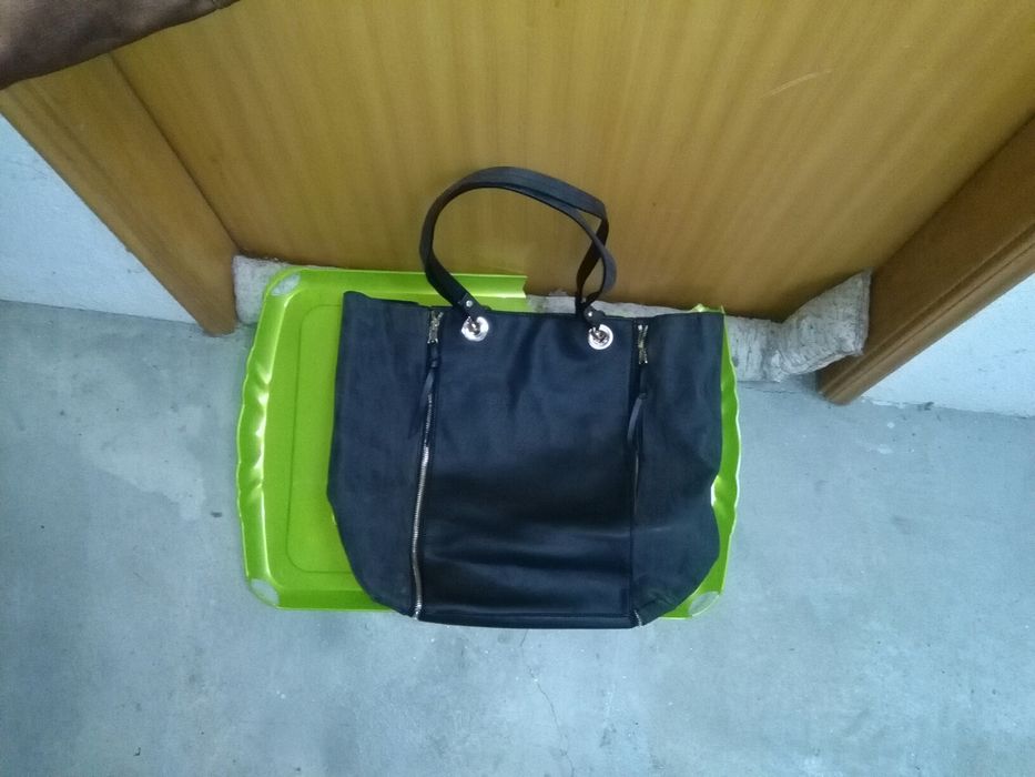 Mala e Carteira Preta/ Rosa e Mala Azul , Preta Pull e Bear  NOVAS