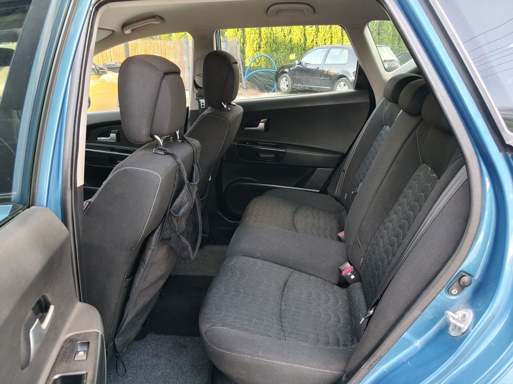 KIA CEED LIFT 1.6 diesel Klimatronic Hak Zadbana Sprawna 2010r