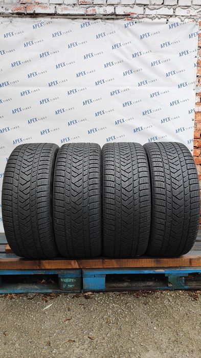 Комплект зимових шин Pirelli 275/45 R21 275*45 21 Scorpion winter