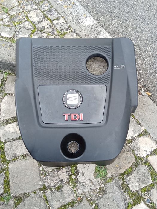 Tampa de motor 1.9 TDI arl