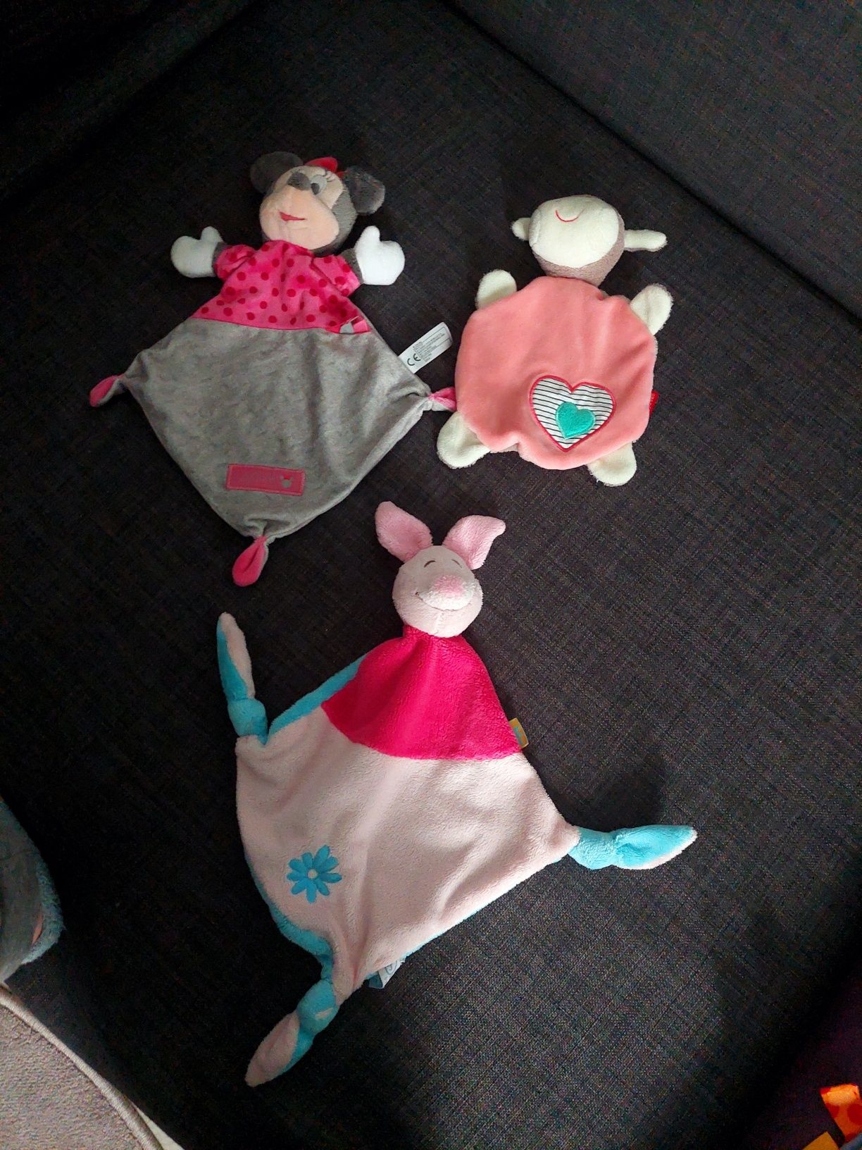 Przytulanki maskotki szmatki minnie prosiaczek