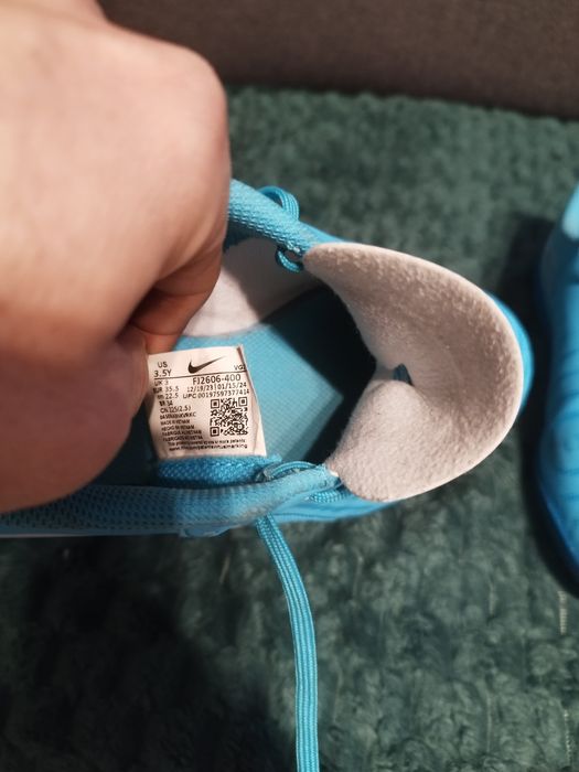 Sprzedam Buty Halowe Nike