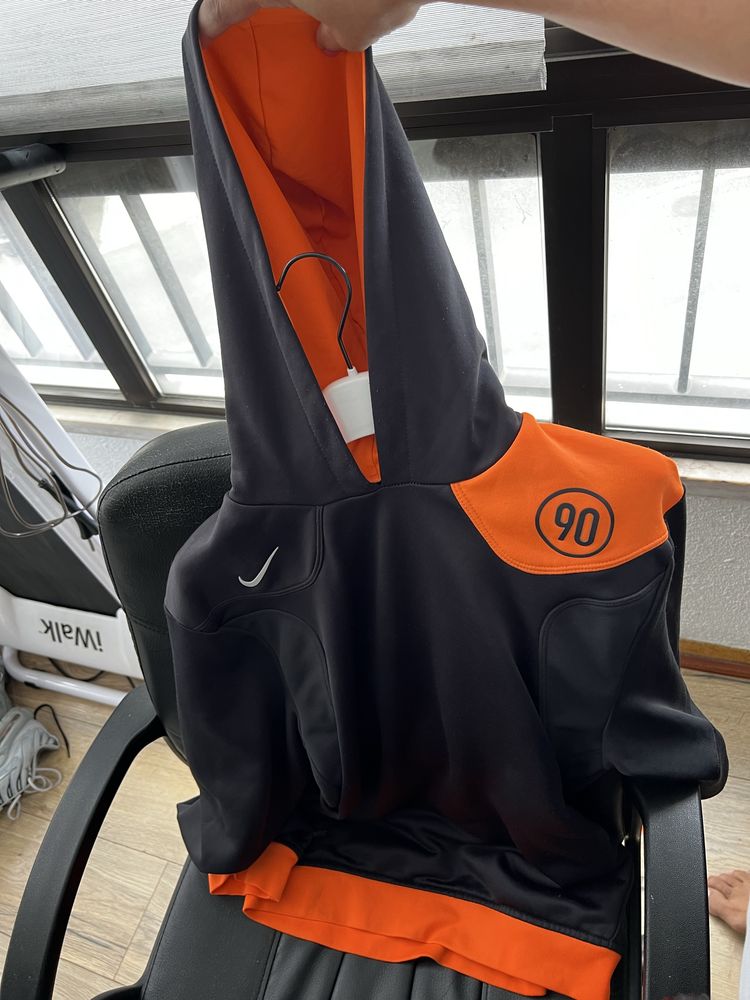 Swet Nike seminova