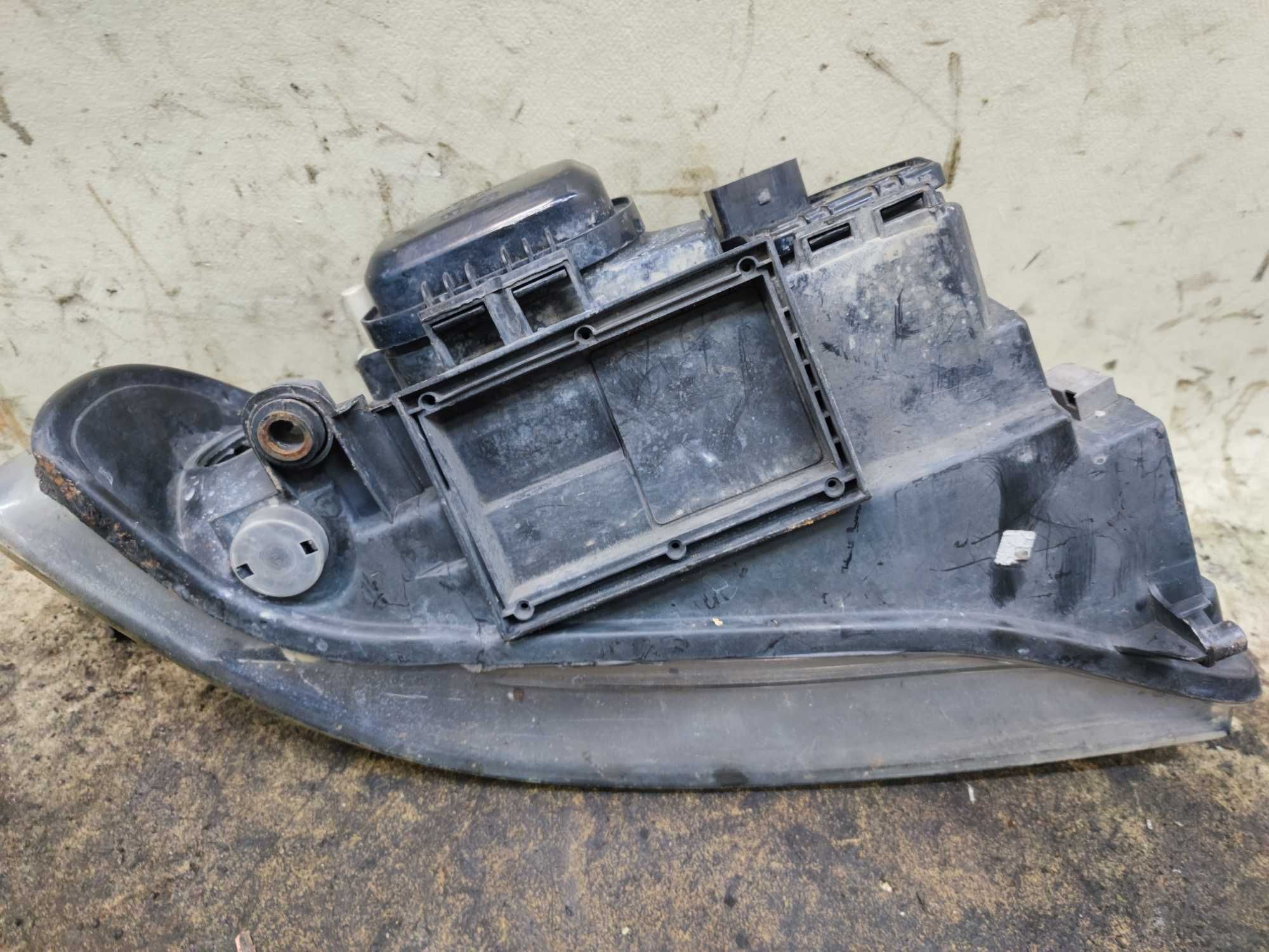 Audi A4 B5 Lift Lampa Przód Przednia Lewa LP