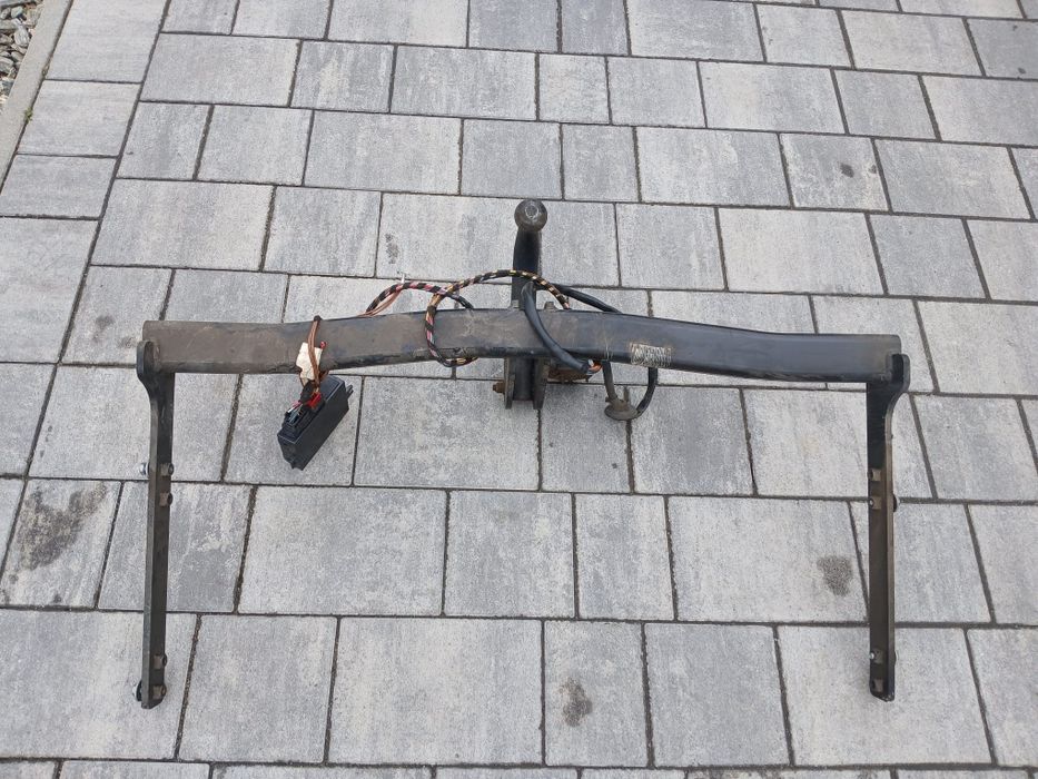 Hak holowniczy Skoda Octavia kombi 2007r