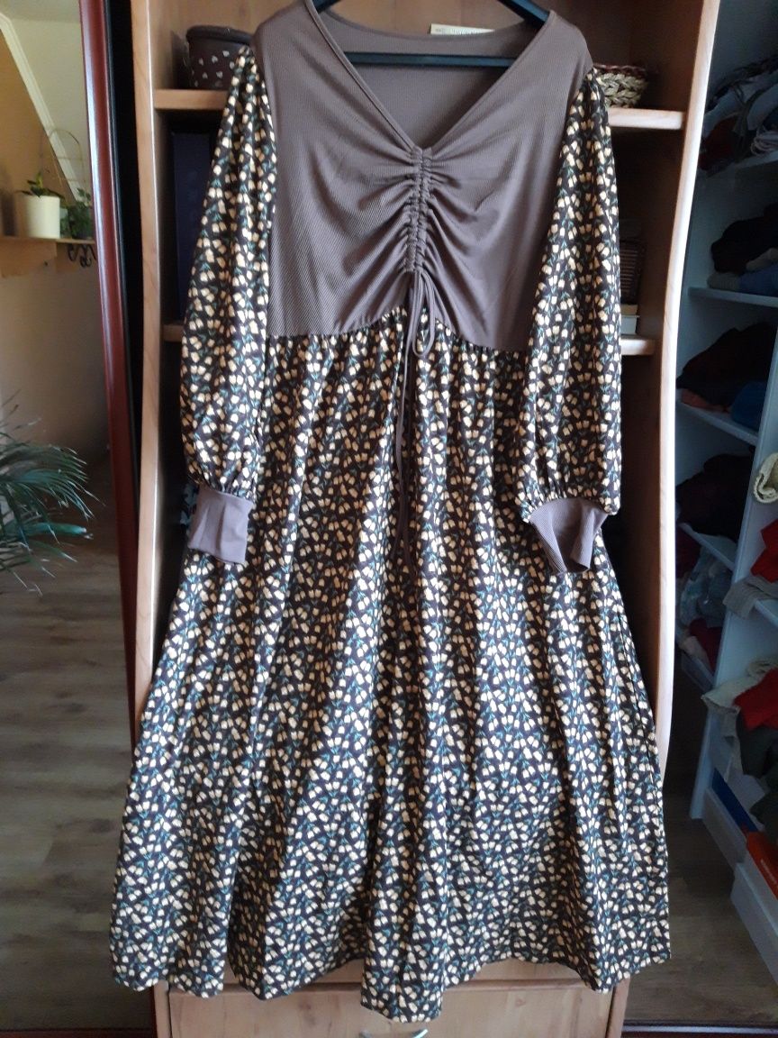 Urocza dłuższa sukienka bufiaste rękawy rozmiar 44/46/48  4XL  Shein