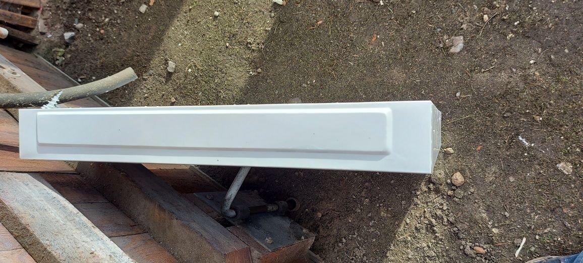 Lampy sufitowe b