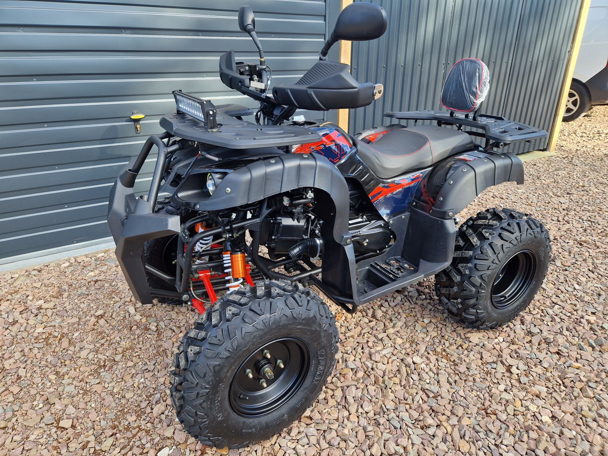 quad 250 XTR hummer automat