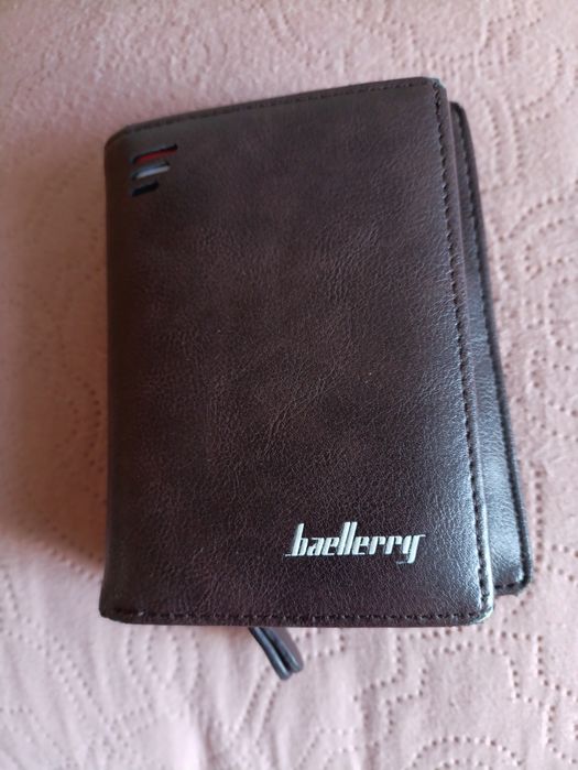 Якісний чоловічий гаманець