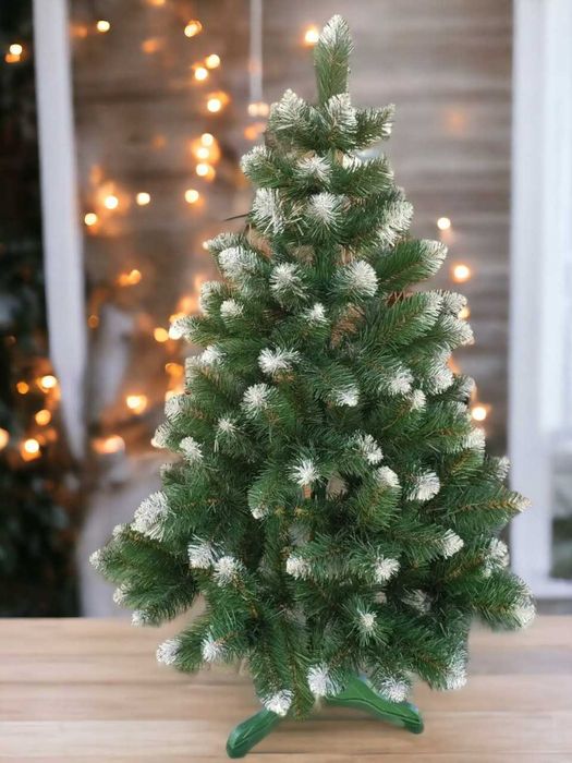 Ялинка штучна новорічна з білими кінчиками висота 130 см