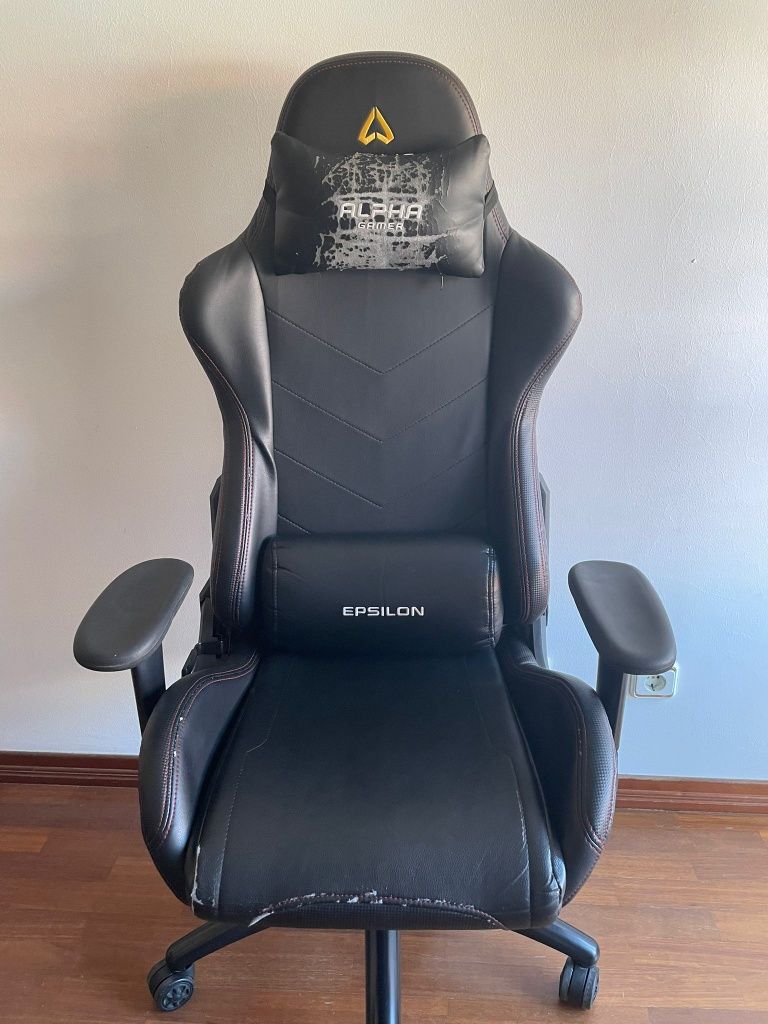Cadeira Gaming - Alpha Gamer