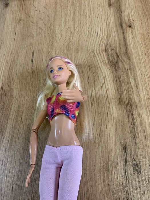 Одежда и аксессуары для кукол Barbie Барби