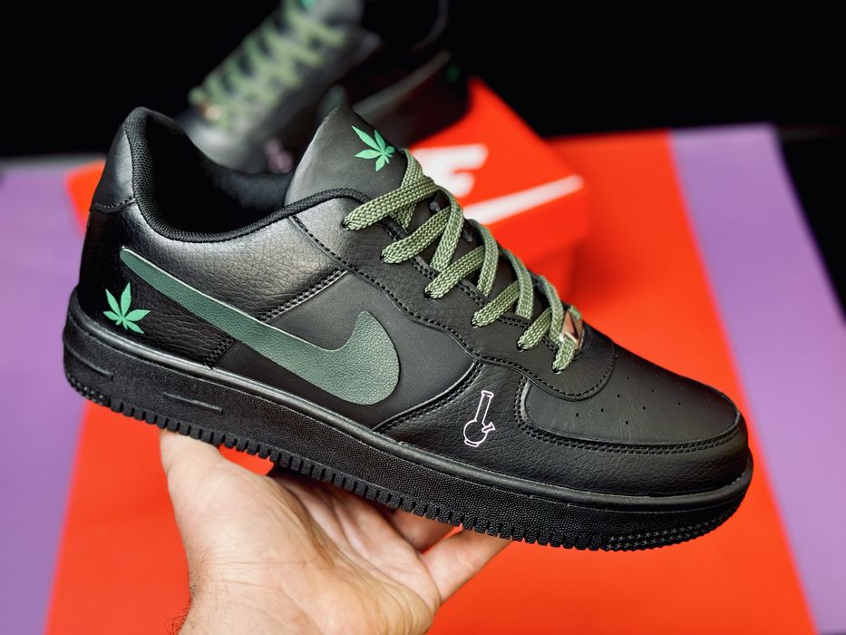 Nike Air Force 1 AFM-420 Black Edition с принтом марихуанны. Найк Форс