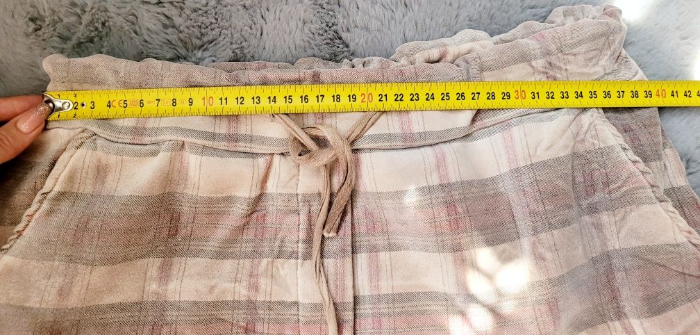 Spodnie na gumce z lampasem Unisono rozmiar L (pasują na XL)