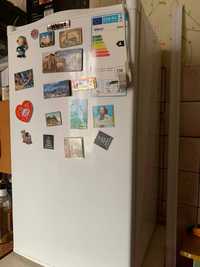 Холодильник West