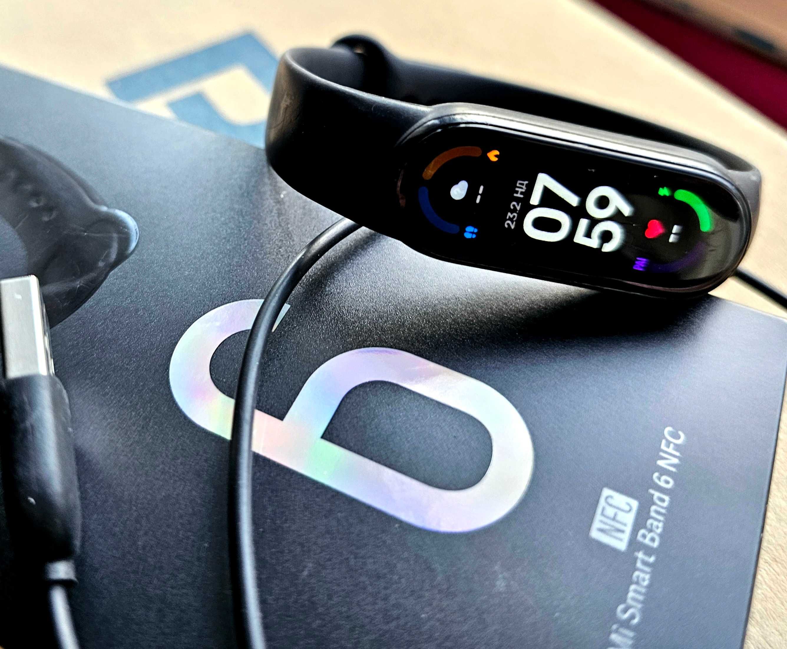 Продам браслет Xiaomi Mi Band с NFC - возможность оплаты на терминале