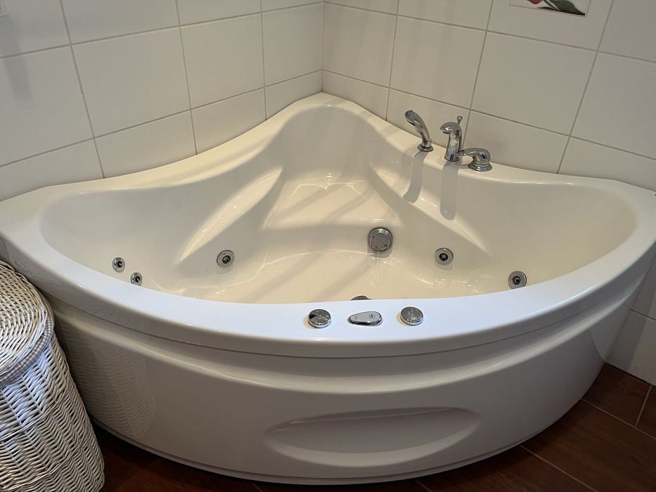Wanna z hydromasażem