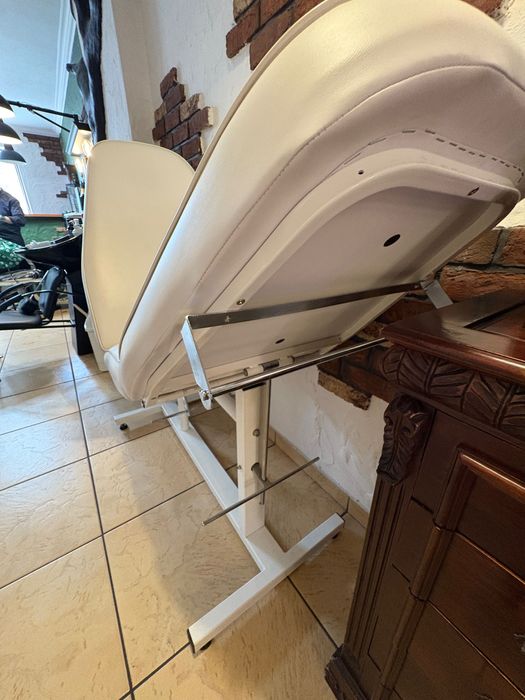 Sprzedam Fotel kosmetyczny