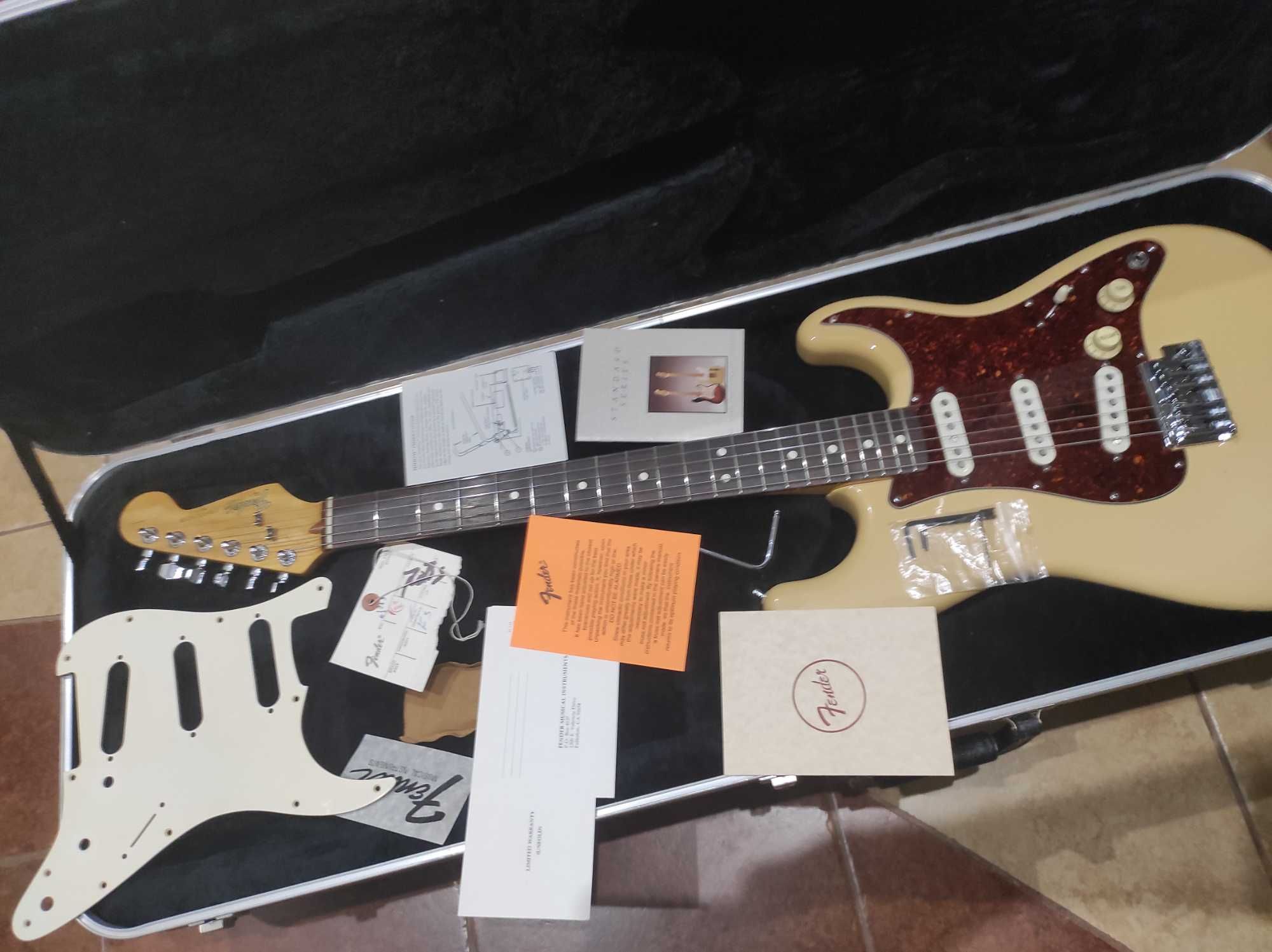 Fender Stratocaster 84',two knobs